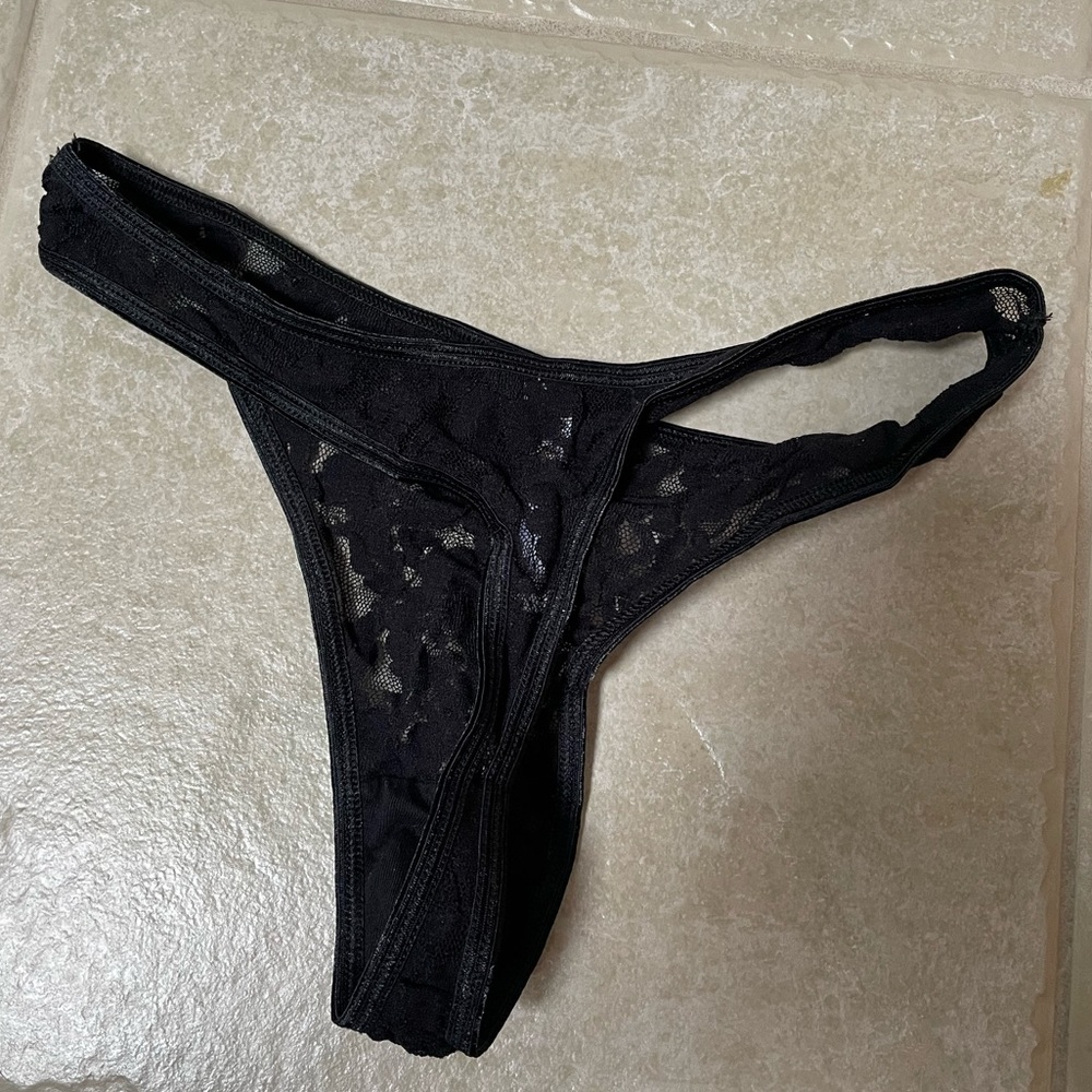 STEVE - LACE THONG